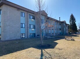 1628 8th St N, Unit 88