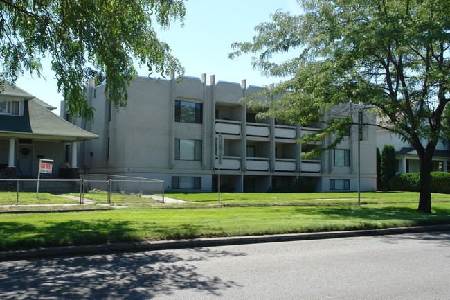 508 E Nora Ave in Spokane, WA - Foto de edificio - Building Photo