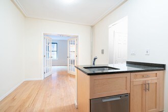 111 E 89th St, Unit 4C in New York, NY - Building Photo - Building Photo