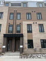 33 Case Ootes Dr in Toronto, ON - Building Photo