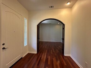 3510 Sweetgrass Ave in Simi Valley, CA - Building Photo - Building Photo