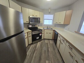 6821 Willowbrook Dr in Fayetteville, NC - Building Photo - Building Photo