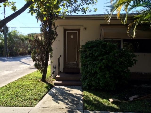 property at 1101 N Federal Hwy