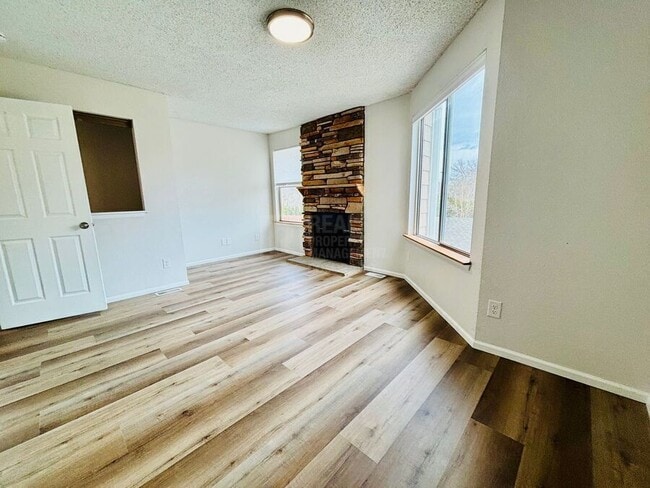 8134 Gray Ct in Arvada, CO - Building Photo - Building Photo