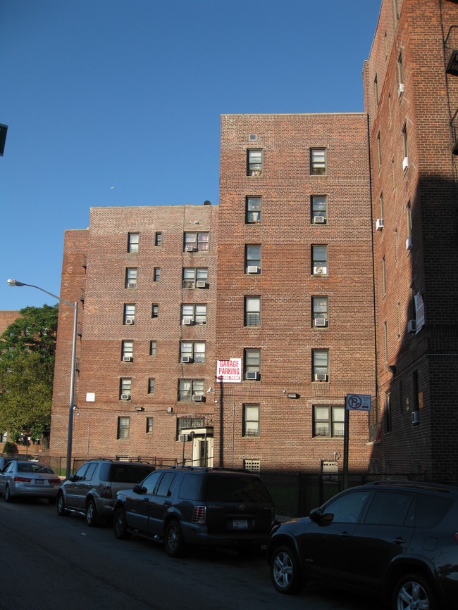 9407 Kings Hwy in Brooklyn, NY - Building Photo - Building Photo