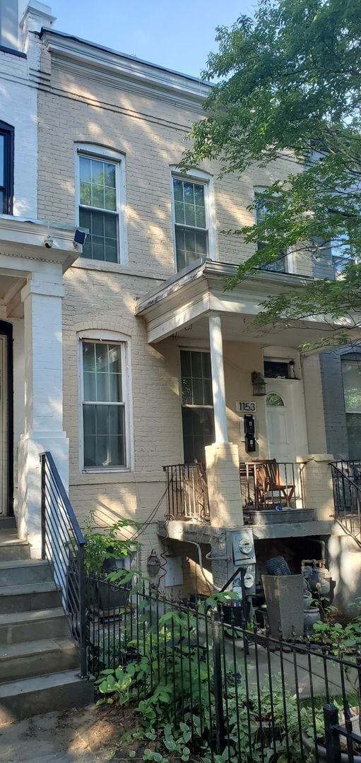 property at 1153 Neal St NE