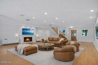 4539 Mammoth Ave in Los Angeles, CA - Building Photo - Building Photo