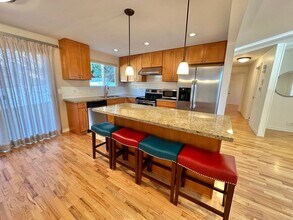 14621 57th Pl W in Edmonds, WA - Building Photo - Building Photo