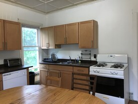 114 Stewart Ave Apartamentos