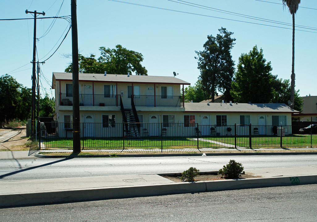 4805 E Balch Ave in Fresno, CA - Foto de edificio