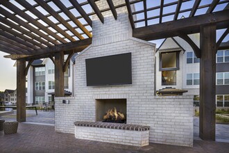 Folksong in Flowery Branch, GA - Foto de edificio - Building Photo
