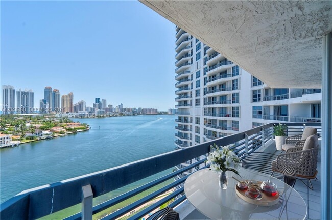 property at 19101 Mystic Pointe Dr