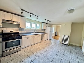 85 Lynnfield St in Lynn, MA - Building Photo