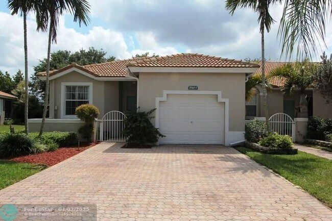 property at 7840 S Aragon Blvd