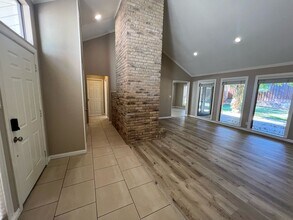4910 Millsprings Ct in Arlington, TX - Building Photo - Building Photo