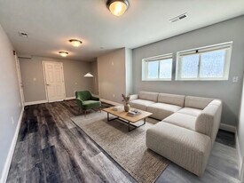 5000 N 8th St in Philadelphia, PA - Building Photo