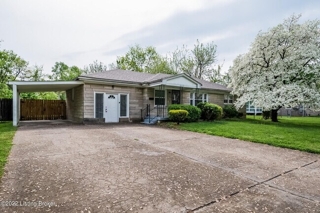 3213 Penhurst Dr in Shively, KY - Building Photo - Building Photo