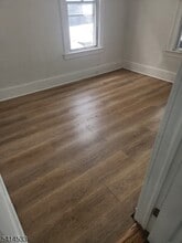 703 Schuyler Ave, Unit 1 in Kearny, NJ - Building Photo - Building Photo