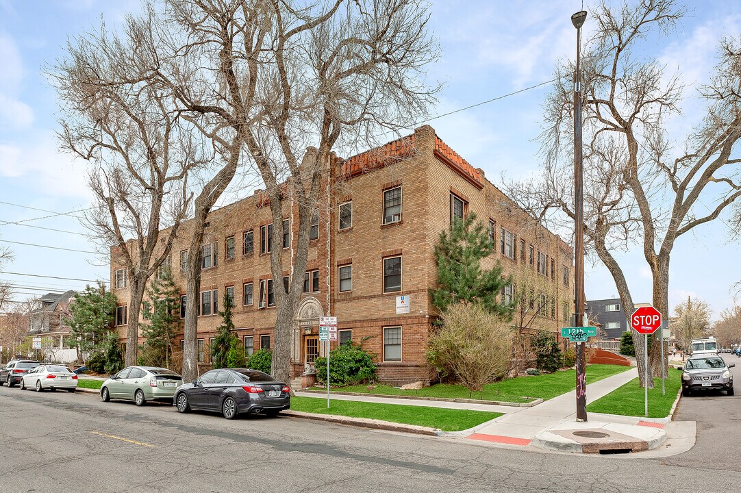 El Cortez in Denver, CO - Building Photo