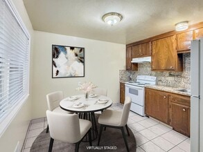 1890 Scott Blvd, Unit 2 in Santa Clara, CA - Building Photo - Building Photo