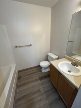 1635 Neptune St in Fayetteville, AR - Building Photo - Building Photo