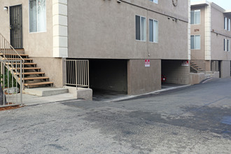 Esplanade Apartments in Orange, CA - Building Photo - Building Photo