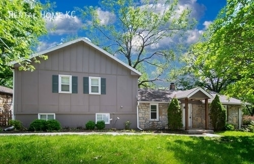 property at 5101 Hardy St