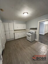 124 1/2 E Warren St in Michigan City, IN - Building Photo - Building Photo