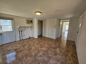 6618 Topper Run, Unit 6620 #1 in San Antonio, TX - Building Photo - Building Photo