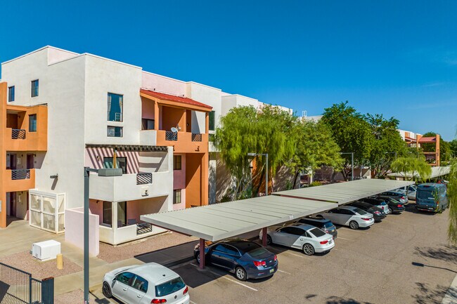 El Adobe Condominiums in Tempe, AZ - Building Photo - Building Photo