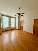 1837 W Addison St, Unit 2 in Chicago, IL - Building Photo - Building Photo