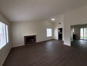 474 Old Palms Dr in Las Vegas, NV - Building Photo - Building Photo