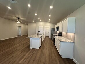 2610 Helena Ave in Lubbock, TX - Building Photo - Building Photo