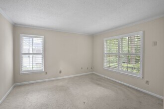202 Peachtree Forest Dr in Norcross, GA - Building Photo - Building Photo