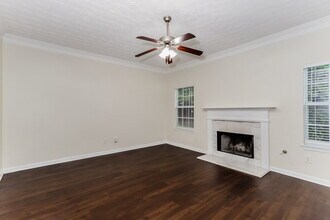 70 St Charles Pl in Sharpsburg, GA - Building Photo - Building Photo