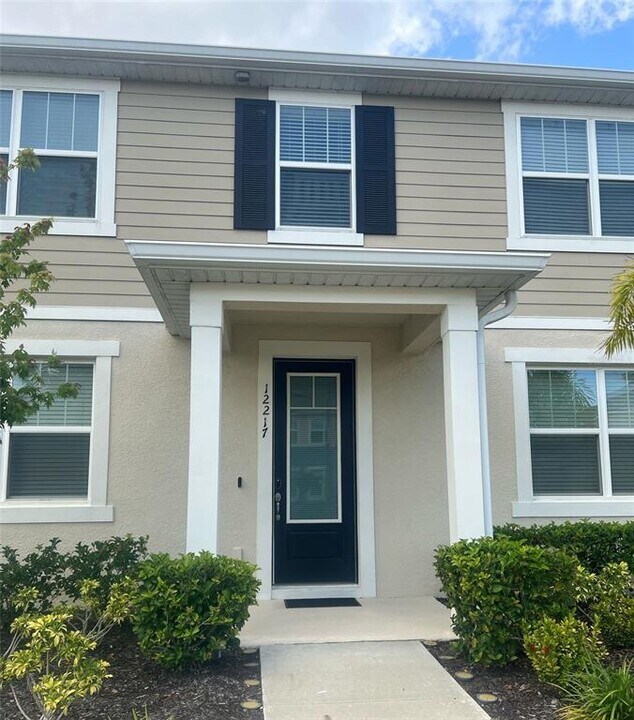12217 Linear St in Orlando, FL - Foto de edificio