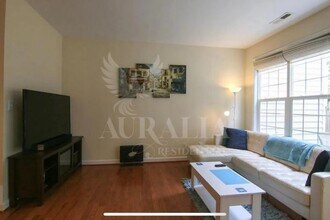 743 Swan Neck Ln in Raleigh, NC - Building Photo - Building Photo