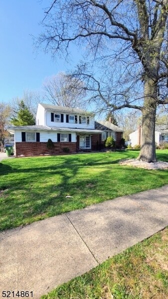 29 Ventnor Dr in Edison, NJ - Building Photo - Building Photo