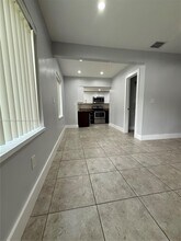 12235 NE 12th Pl in North Miami, FL - Building Photo - Building Photo