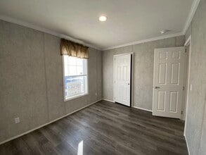 4 Tern Ct in Manchester Township, NJ - Building Photo - Building Photo