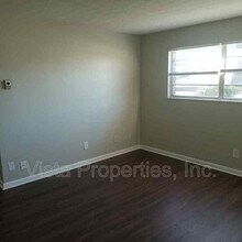 1603 Gagel Ave in Louisville, KY - Foto de edificio - Building Photo