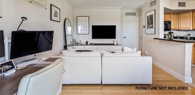 744 NE 14th Ave, Unit 22 in Fort Lauderdale, FL - Foto de edificio - Building Photo