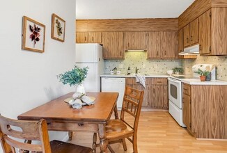 164 Galen St, Unit 46 in Watertown, MA - Building Photo - Building Photo