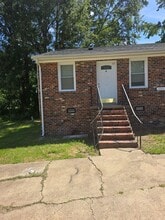 1105 A Liberty Ave in Hopewell, VA - Building Photo - Building Photo