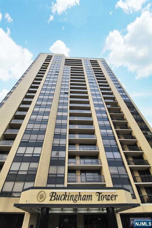 property at 800 Palisade Ave