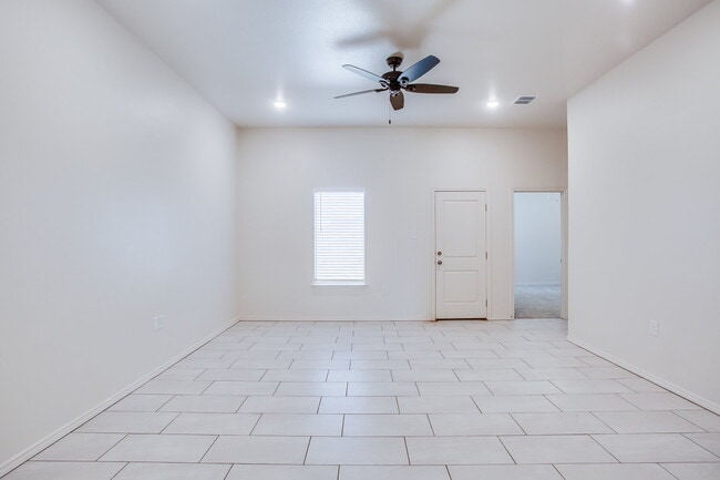 1706 Corpus Ave in Wolfforth, TX - Building Photo - Building Photo