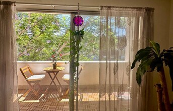 5625 N Sumner Wy in Culver City, CA - Building Photo - Building Photo