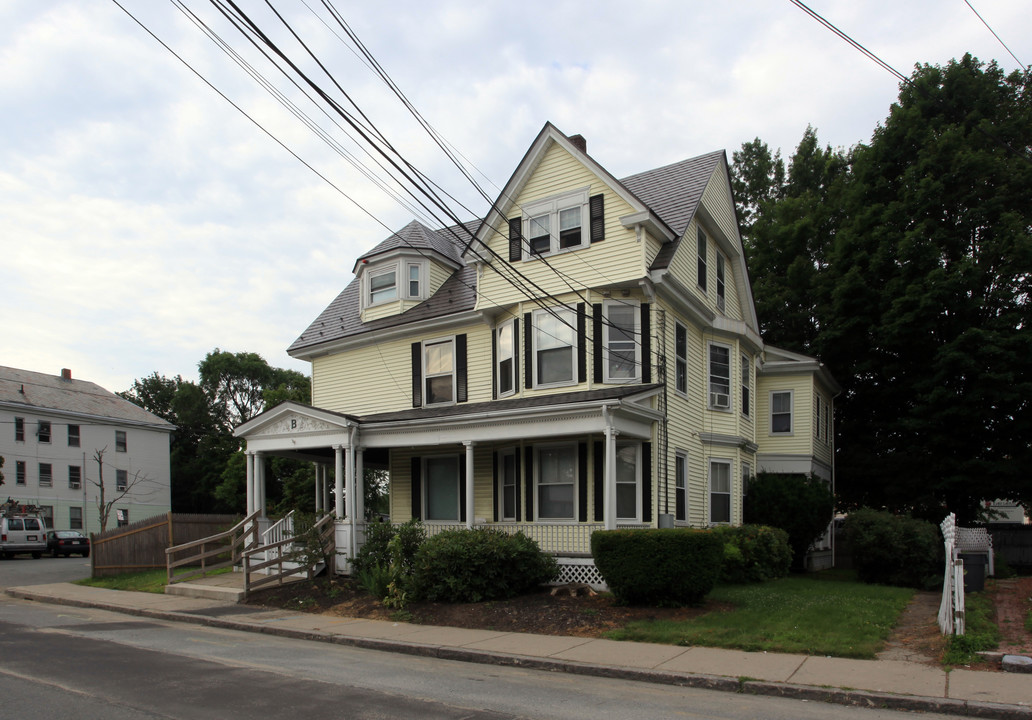 17-19 Frederick St in Framingham, MA - Building Photo