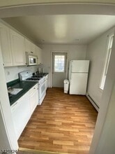 15 Claverack Rd in Clifton, NJ - Building Photo - Building Photo