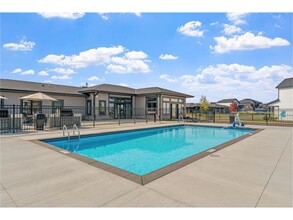 5050 Lambert Ave NE in Albertville, MN - Building Photo - Building Photo